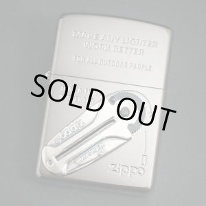 画像: zippo フリントケース付 ブラックニッケル 2004年製造