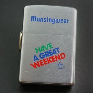 画像: zippo munsingwear（マンシングウェア） 三角カン付 1977年製造