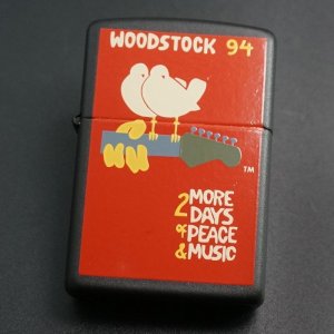 画像: zippo WOODSTOCK 94 赤 1994年製造