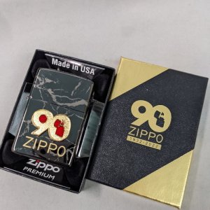 画像: ZIPPO90周年記念モデル/ブラックアイス