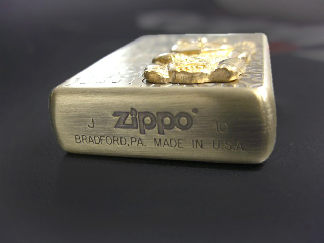 画像: zippo 開運招き猫(B)真鍮古美