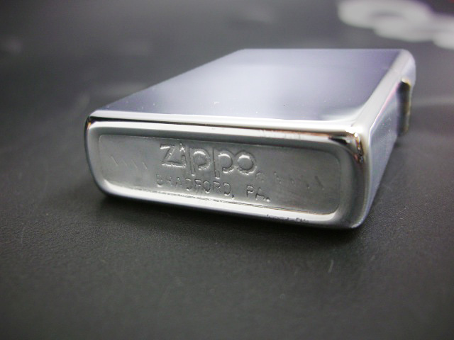 画像: zippo TOKYO Disneyland 1982年製造 RED #250 MINT