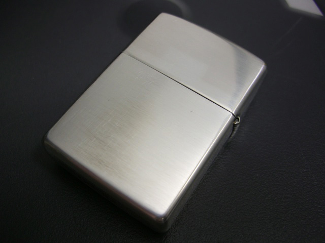 画像: zippo 仮面ライダー フェイス 銀いぶし 2005年製造