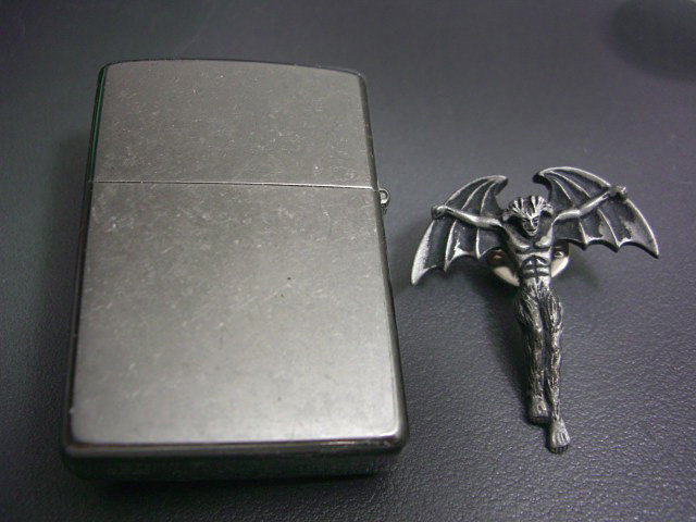 画像: zippo DEVILMAN バレル加工 1998年製造