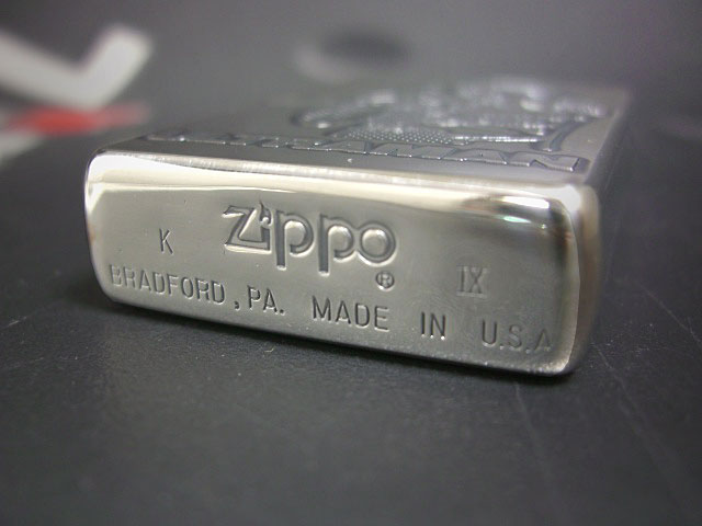 画像: zippo ウルトラマン 正面 1993年製造