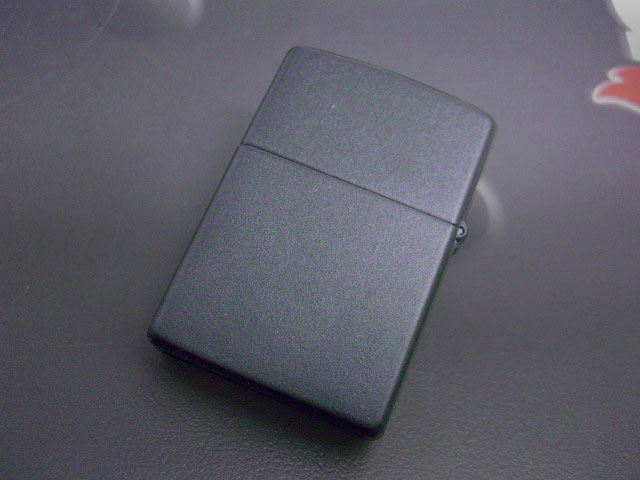 画像: zippo 星条旗 黒マット ブリスター付 1997年製造