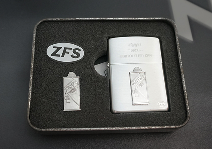 画像: zippo ZFS オイル缶 ピンバッチセット 1995年製造