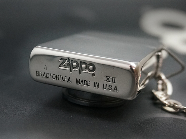 画像: zippo ルパン三世 30周年記念 手錠タイプ 峰　不二子 