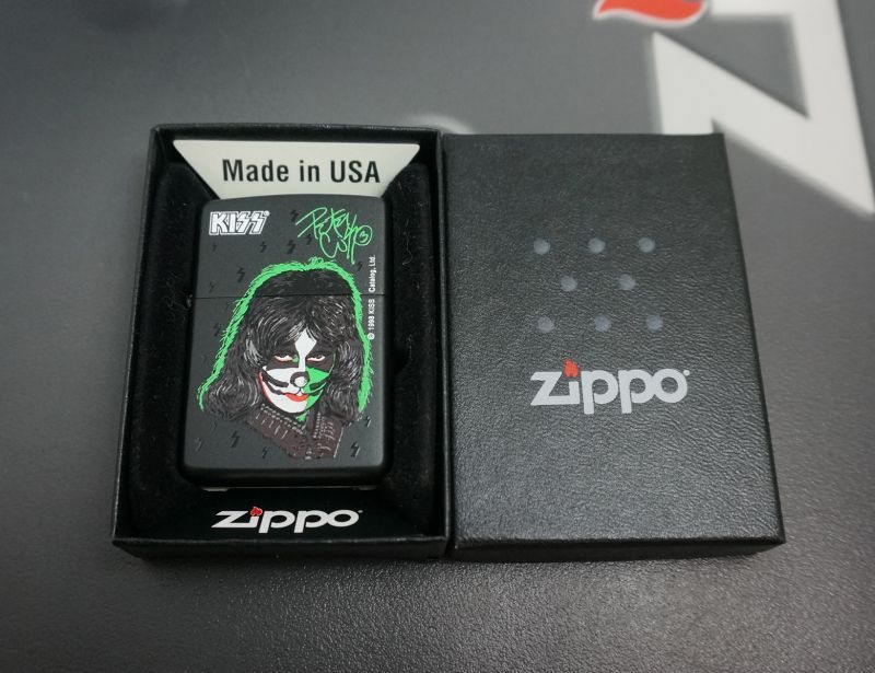 画像: zippo KISS 黒マット Peter Criss