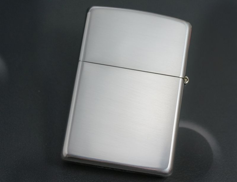 画像: zippo 純銀メタル マリア 