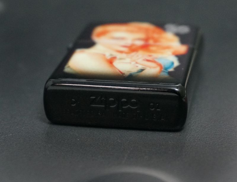 画像: zippo Varga Girl アクリルスタンドケース付