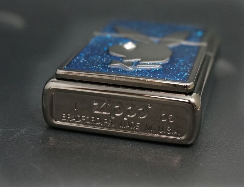 画像: zippo PLAYBOY ブルーラメプレート貼付け ２００４年