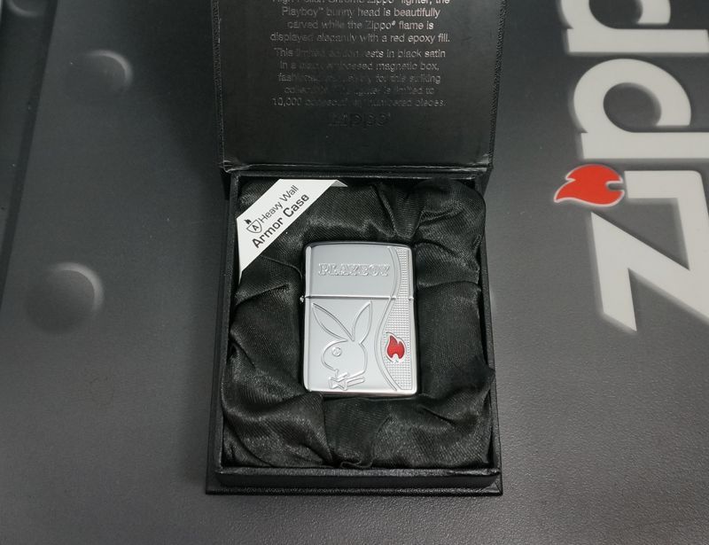 画像: zippo　PLAYBOY　世界限定10000個　ArmorCase　2007年製造