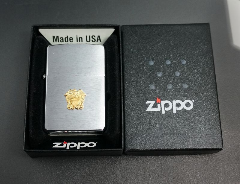 画像: zippo アメリカ海軍メタル　1993年製造