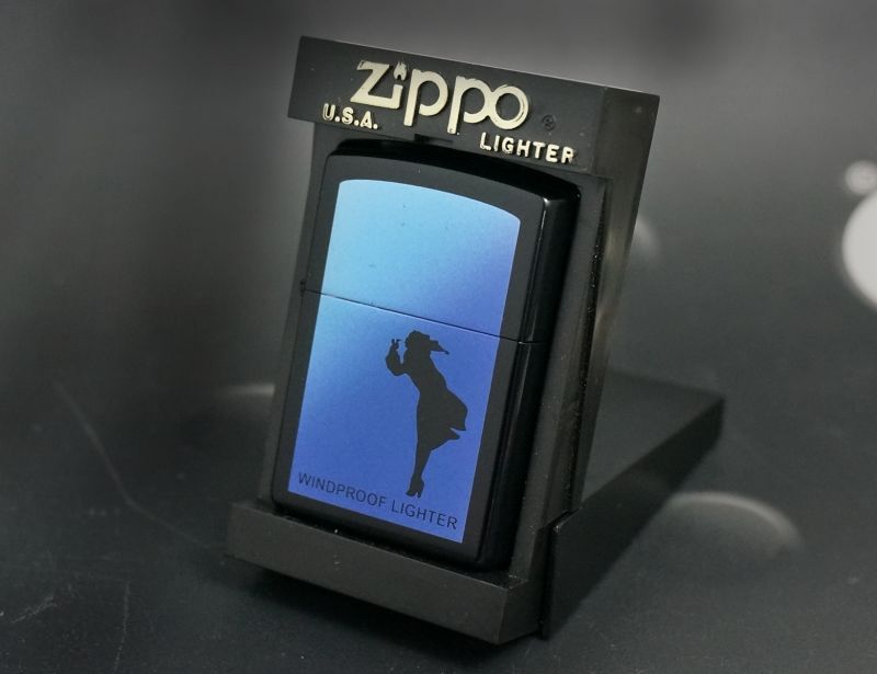 画像: zippo WINDY 黒マット ブルー 2001年製造