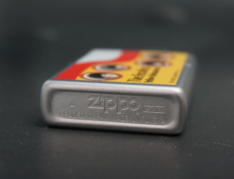 画像: zippo THE BEATLES 「Yellow Sabmarine」#205 2000年製造