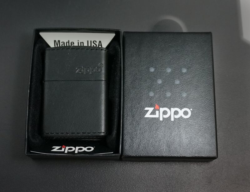 画像: zippo レザーZLG BK ロゴ