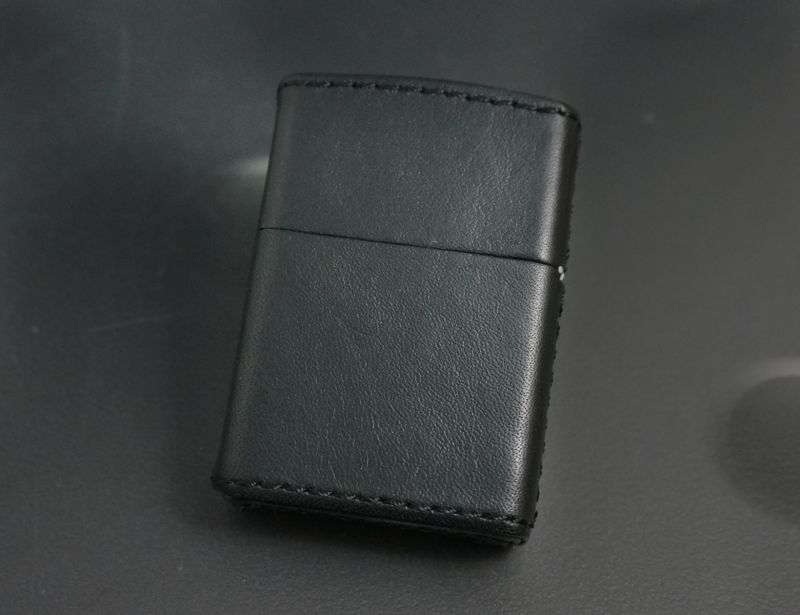 画像: zippo レザーZLG BK ロゴ