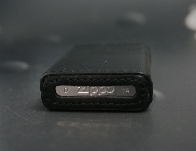 画像: zippo レザーZLG BK ロゴ