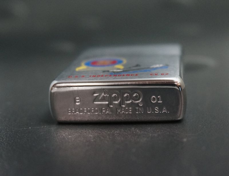 画像: zippo USS INDEPENDENCE CV-62 2001年製造