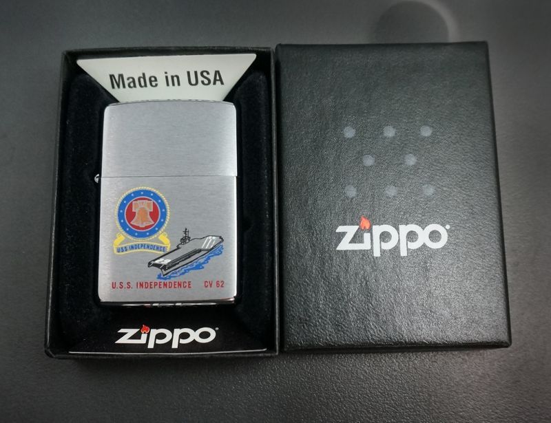 画像: zippo USS INDEPENDENCE CV-62 2001年製造