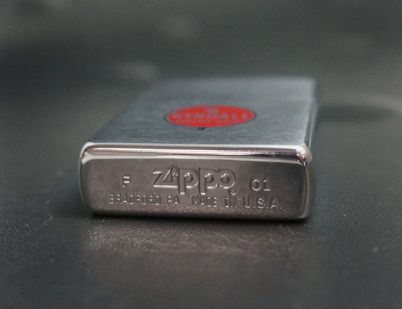 画像: zippo Kendall 看板 2001年製造