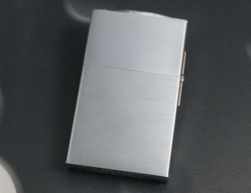 画像: zippo 1932 SECOND REPLICA 上部メタル付 