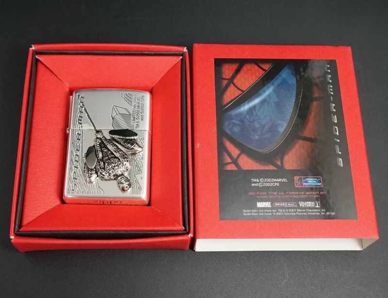 画像: zippo スパイダーマン ハングスパイダー 2002年製造