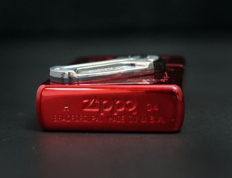 画像: zippo フリントケース付 レッド 2004年製造