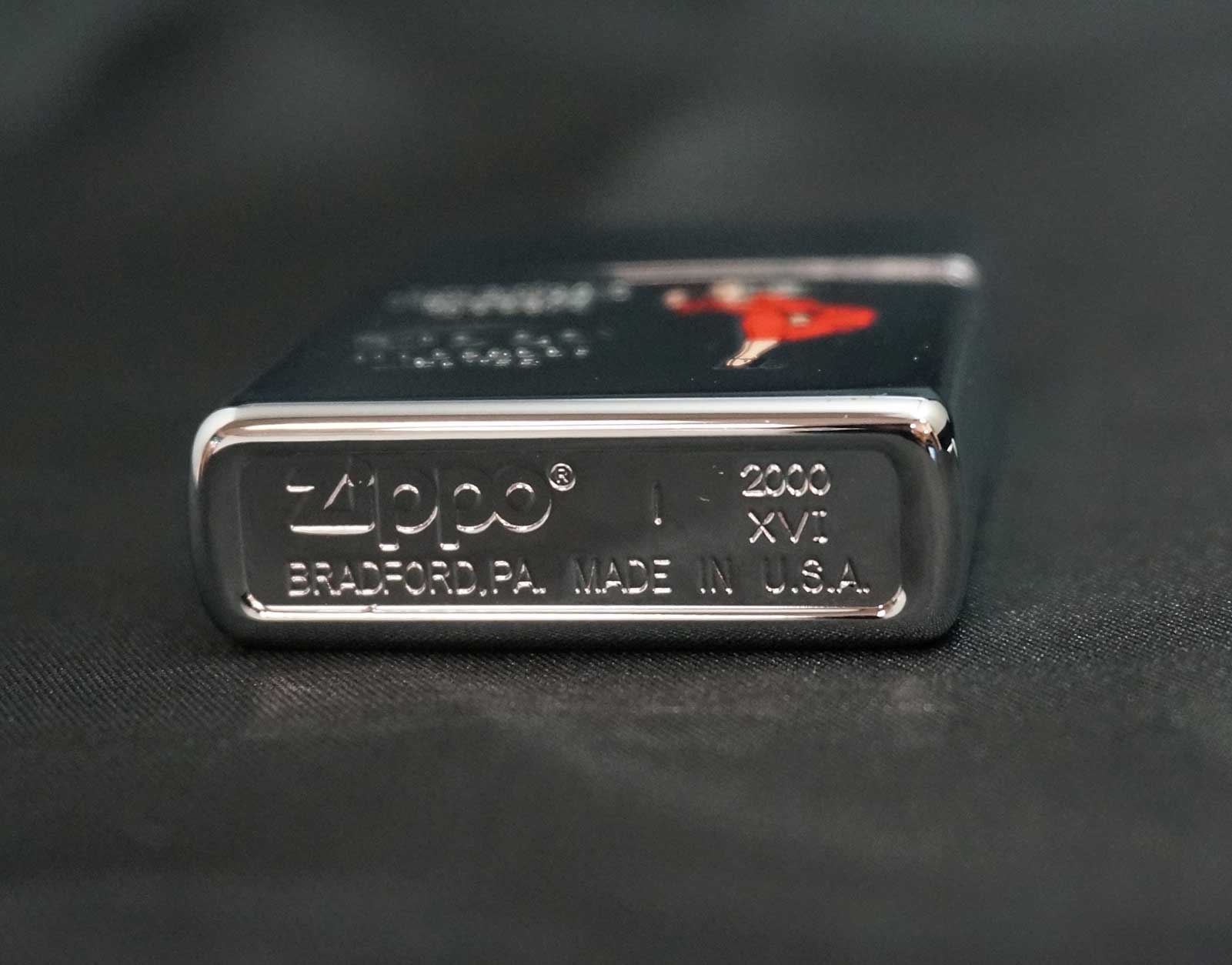 画像: zippo WINDY エッチング＆プリント レッド 2000年製造