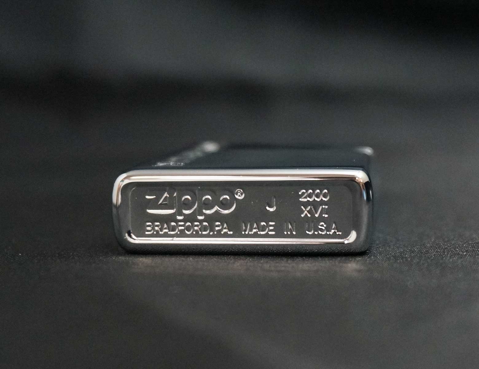 画像: zippo PLAYBOY ロゴエッチング 2000年製造