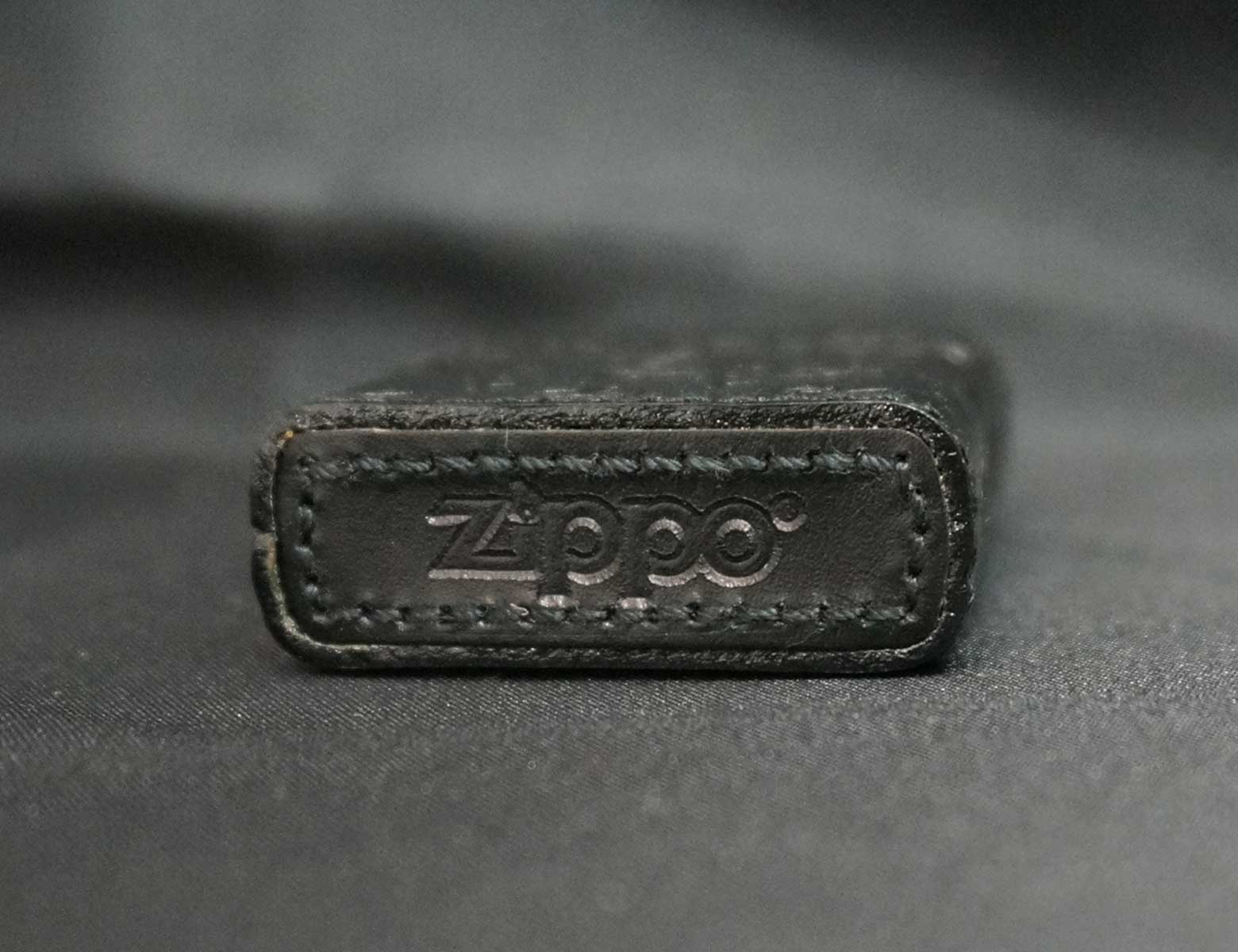 画像: zippo WINDY 革巻き 型押し ブラック