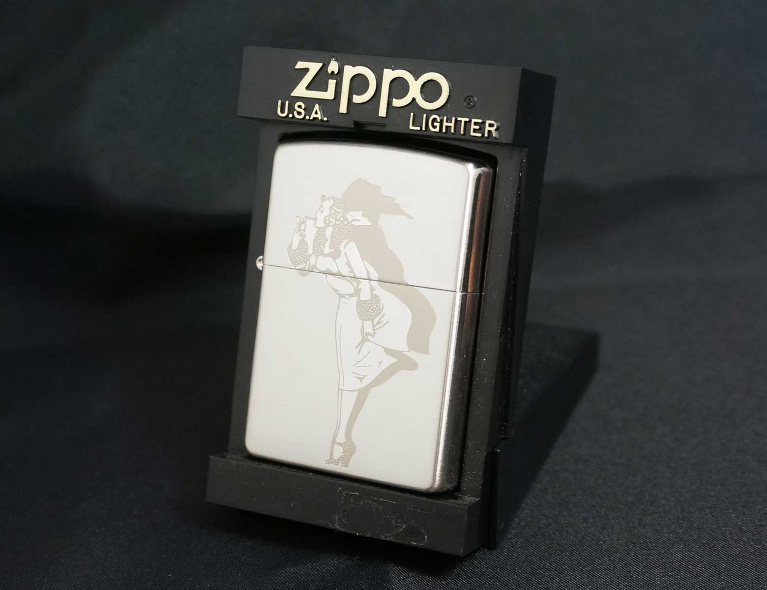 画像: zippo WINDY シルバーサテーナ＆ミラー 2003年製造