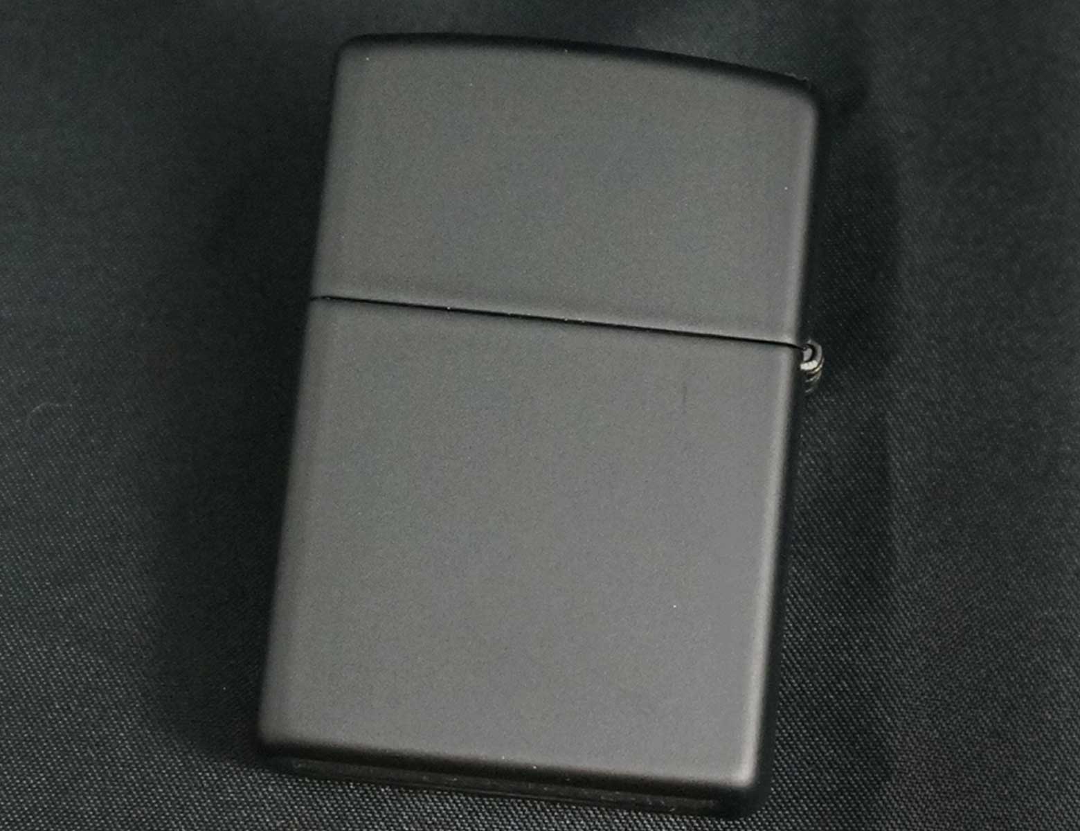 画像: zippo PLAYBOY 黒マットプレート 