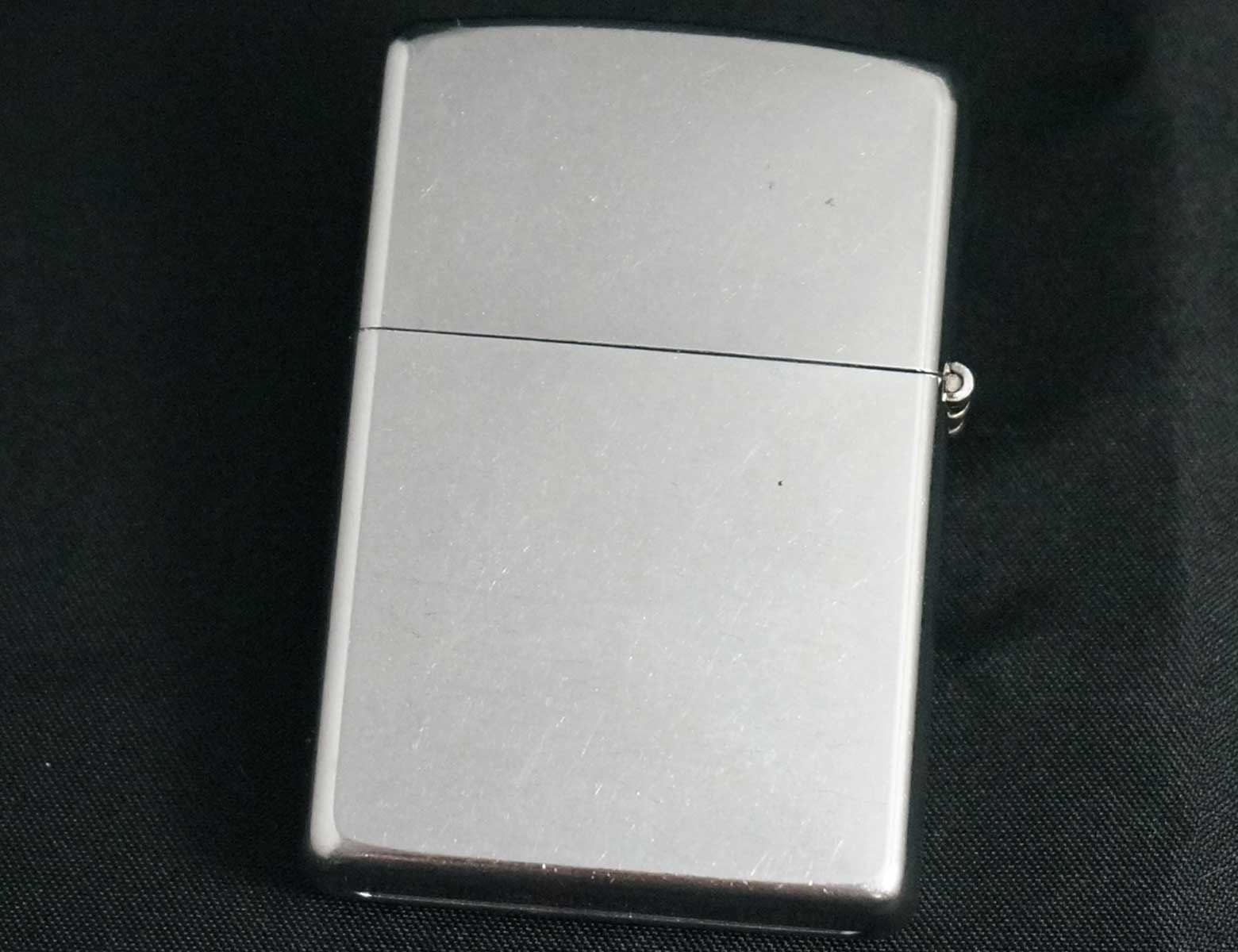 画像: zippo トリック  ビリヤード 2002年製造