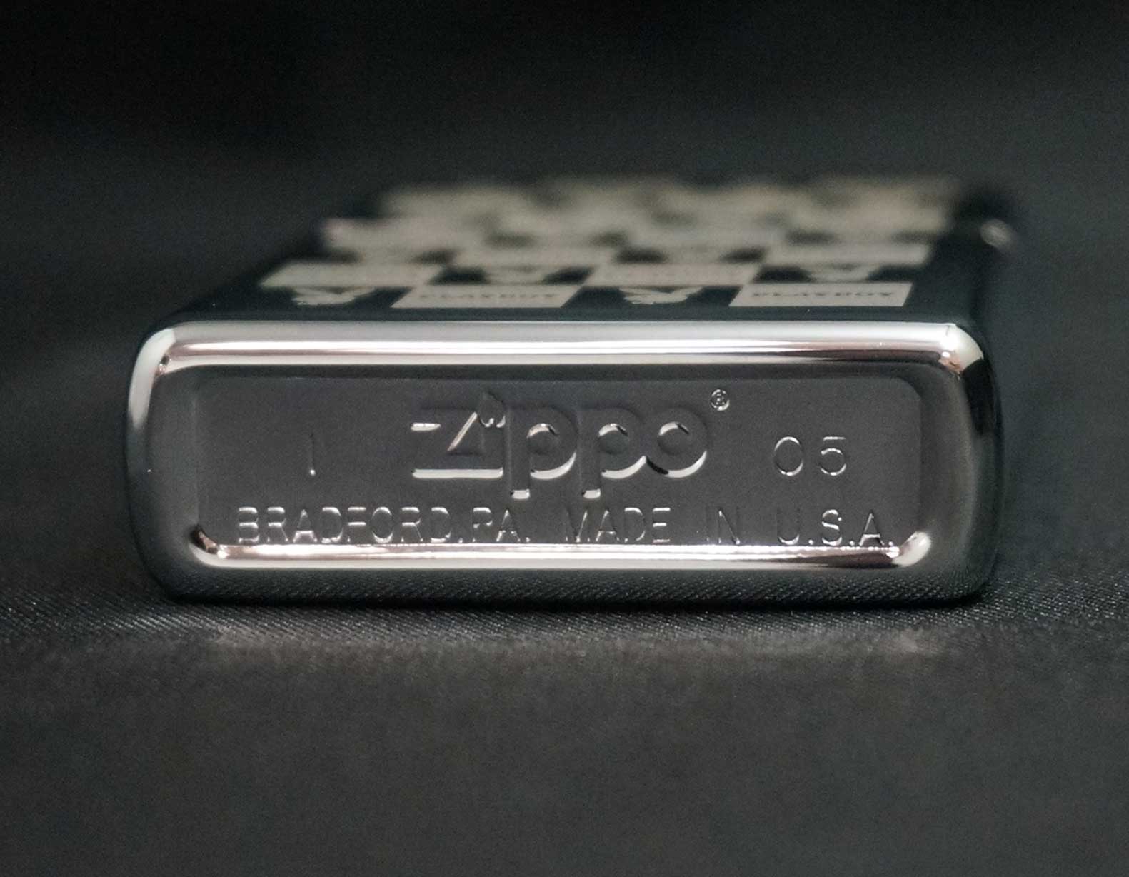 画像: zippo PLAY BOY エッチング #250 D 2005年製造