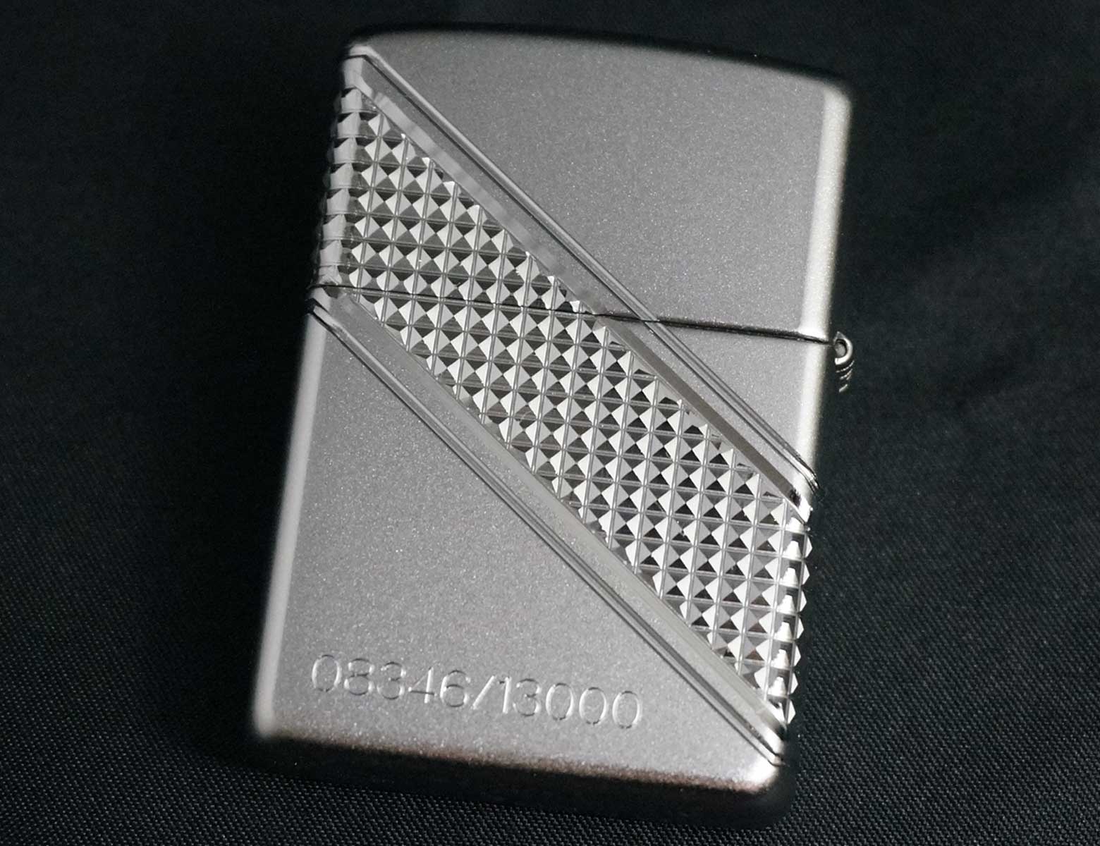 画像: zippo 2016 Collectible of the Year Armor facet