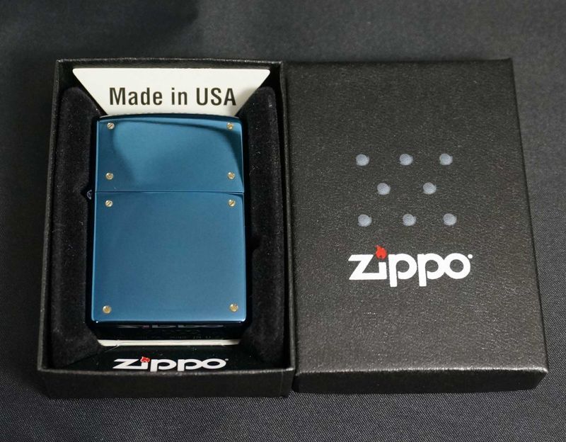 画像: zippo ブルーチタン スクリュウ 2004年製造