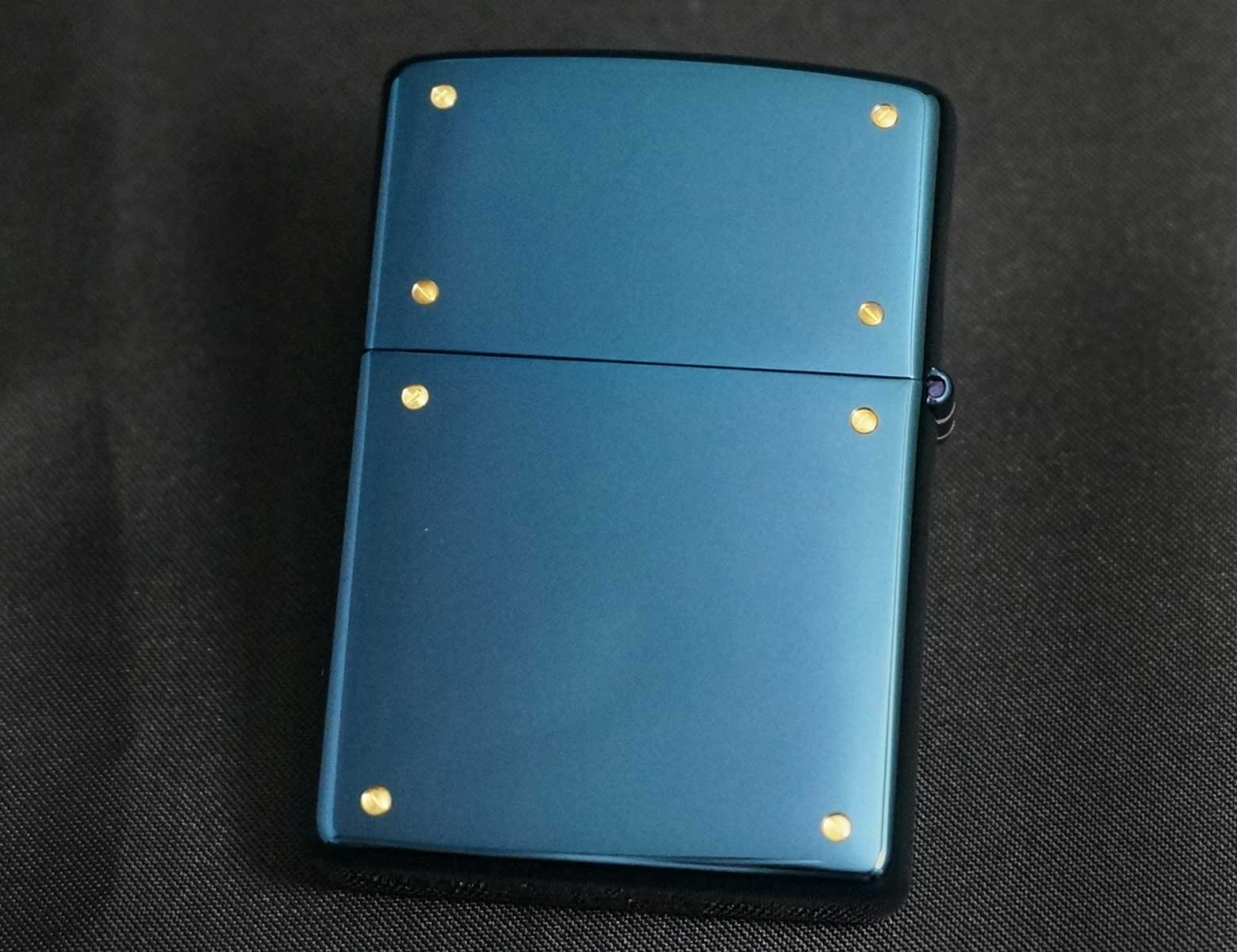 画像: zippo ブルーチタン スクリュウ 2004年製造