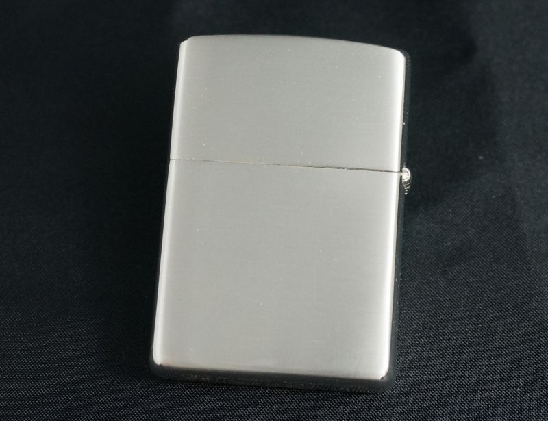 画像: zippo WINDY 逆WINDY　フリント革ケース 1999年製造