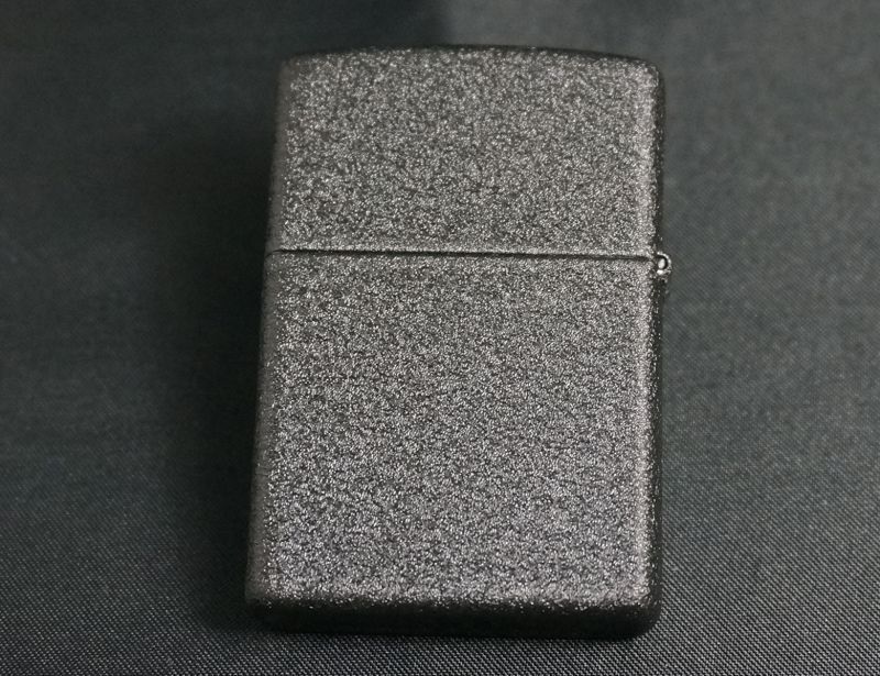 画像: zippo ブラッククラックル 初期版 2001年製造