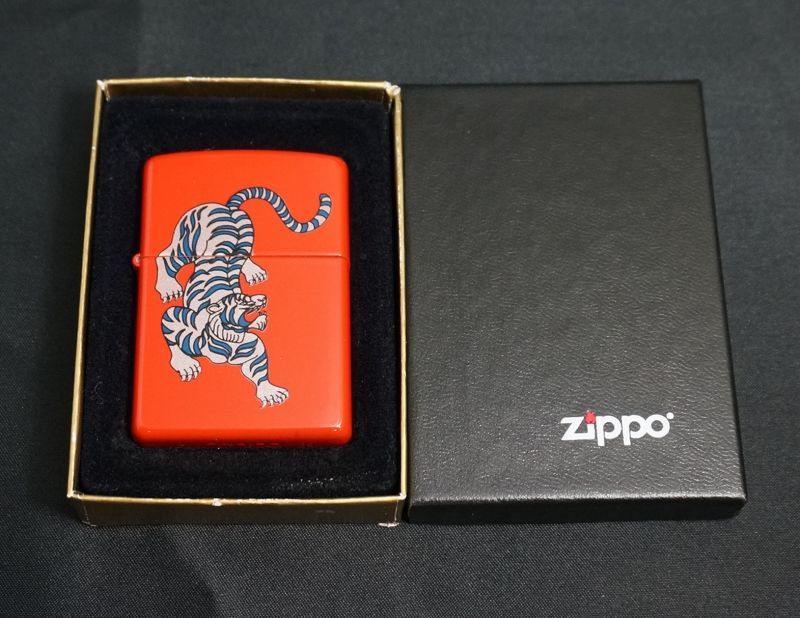 画像: zippo 和柄 虎 2004年製造