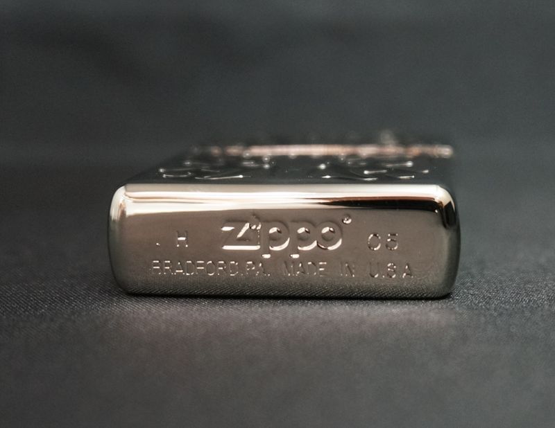 画像: zippo TATTOOデザイン SV 2005年製造