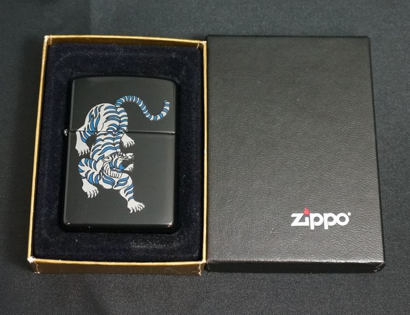 画像: zippo 和柄 虎 ブラック 2004年製造