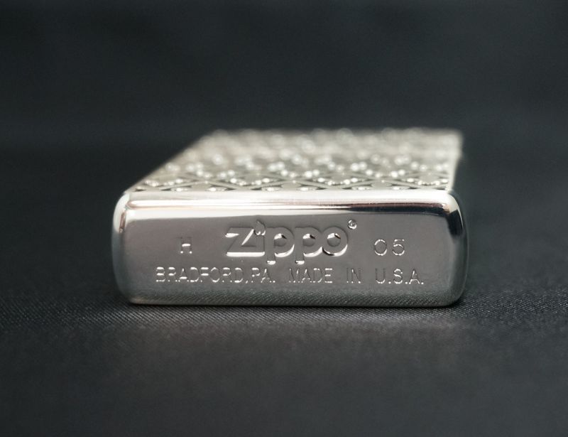 画像: zippo ユリ柄 両面エッチング SS 2005年製造