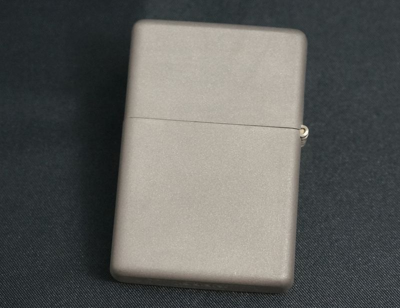 画像: zippo 純チタン（Solid Titanium） 2003年製造 ムラあり