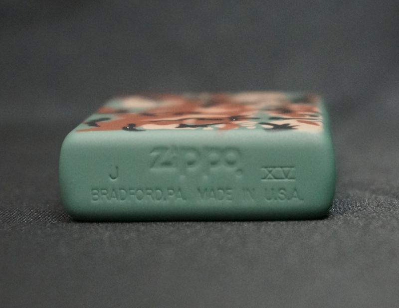 画像: zippo 迷彩柄 マット 1999年製造