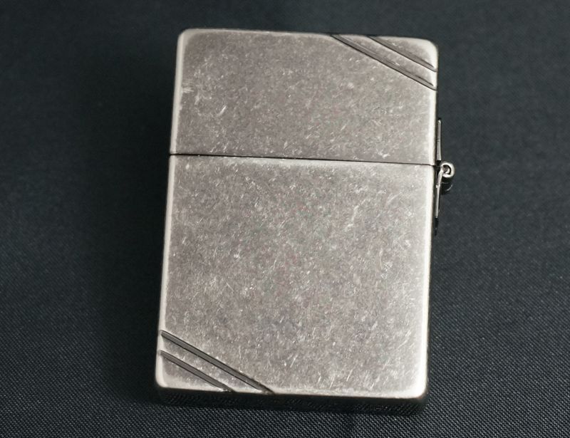 画像: zippo 1935 REPLICA ブラックニッケルバレル加工 ダイヤゴナルライン