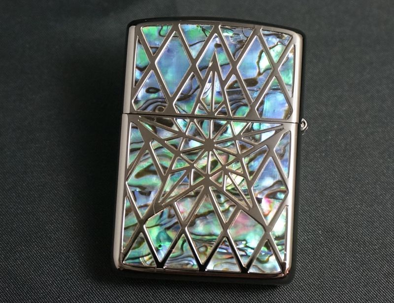 画像: zippo ARMOR シェルスター BK