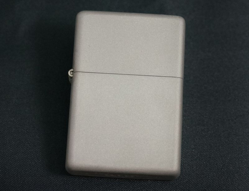 画像: zippo 純チタン（Solid Titanium） 2001年製造